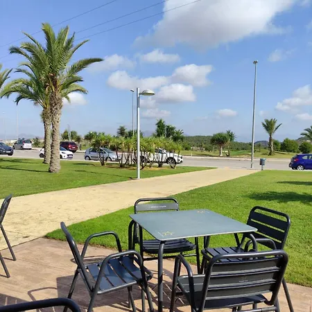 Δωμάτια σε οικογενειακή κατοικία A With A Sun View